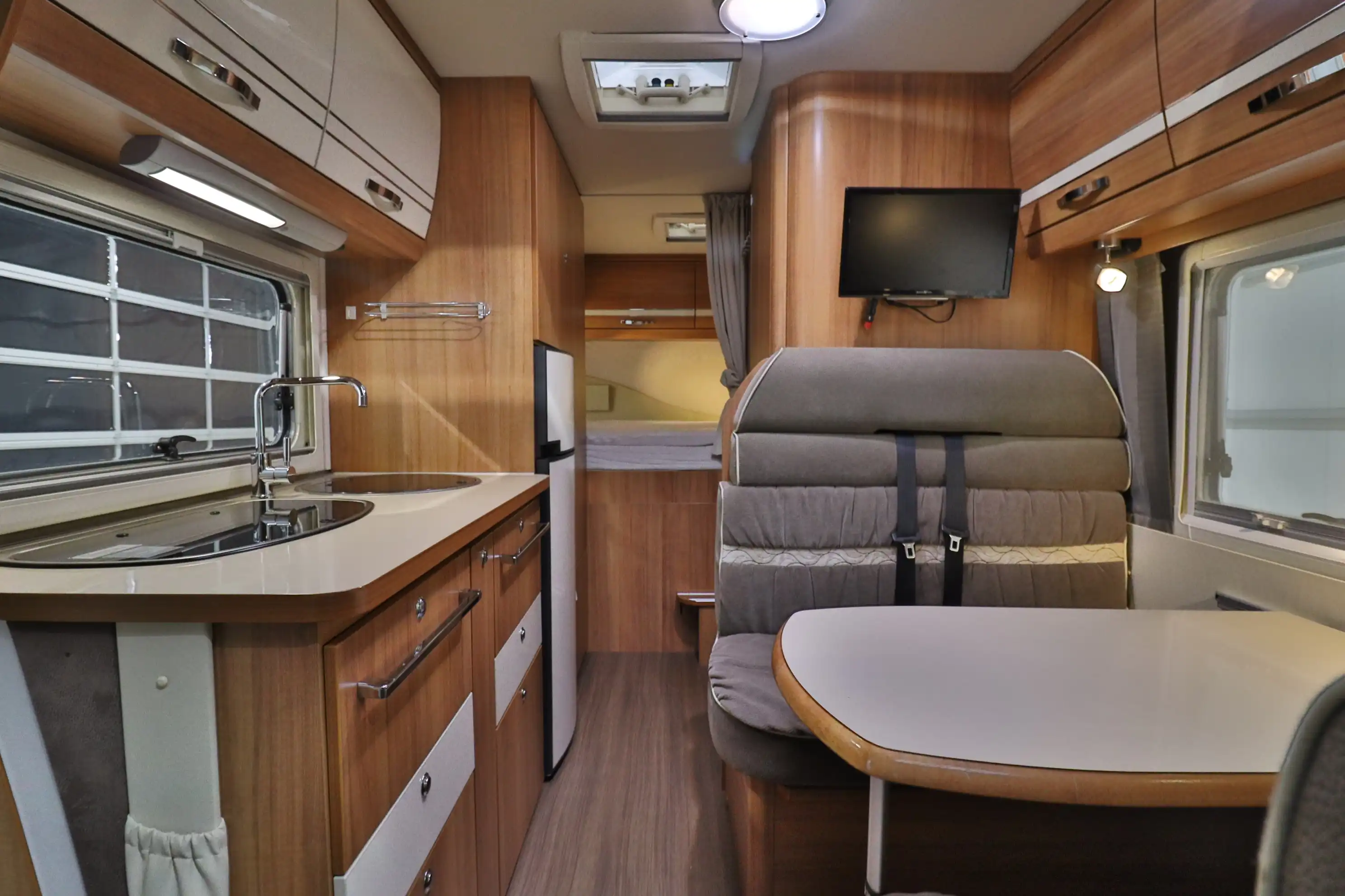 EURAMOBIL Terrestra A690 HB
